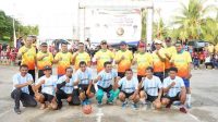 Bupati Buton Ikut Main Futsal di Turnamen HUT Mabulugo ke-16