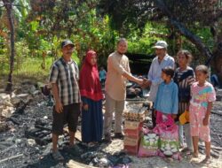 Peduli Kemanusiaan, Ketua GMPI Buton La Sianto Beri Bantuan Korban Kebakaran di Lasalimu Selatan