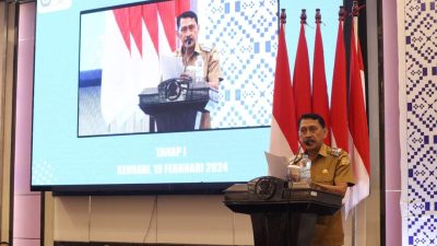 La Ode Mustari Beri Sambutan Diacara Wisuda Universitas Terbuka Kendari