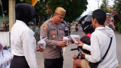Berkah Ramadan, Polres Buton Berbagai Takjil